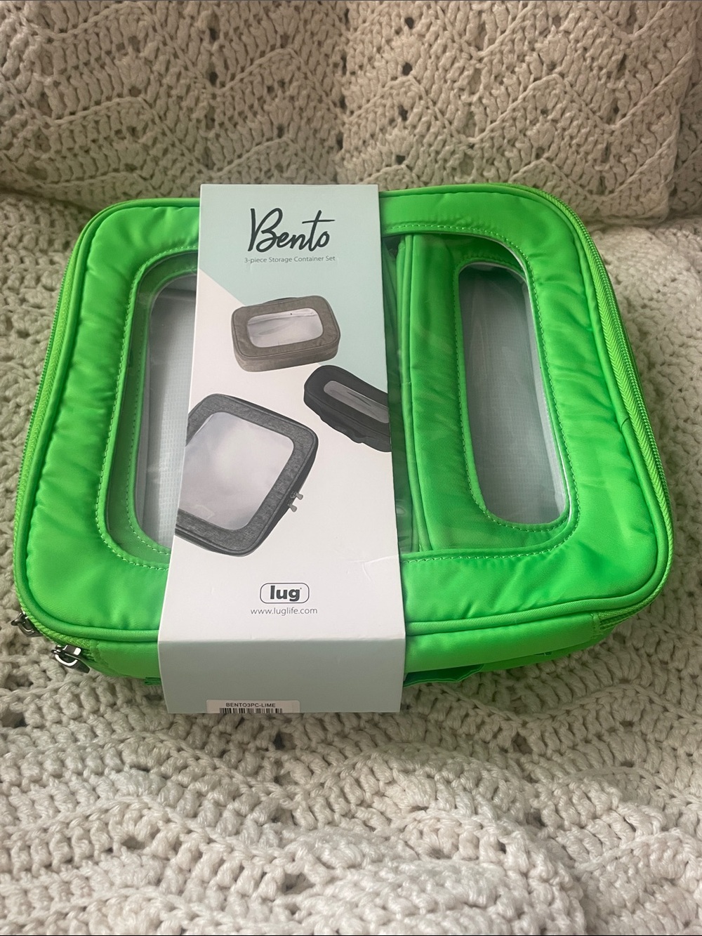 NWT- Lug Bento Box Lime